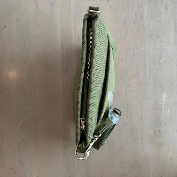 Universal Thread Olive Crossbody Bag - Picture 8 of 8